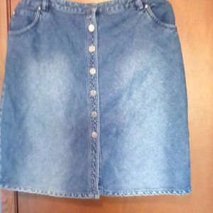 Denim skirt